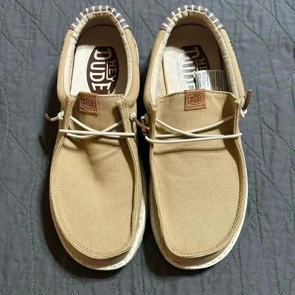 Brand New Hey Dude